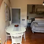 A Casa Di Giulia アパート